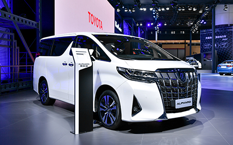 2018广州国际车展-alphard3